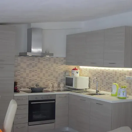 Apartment Near The Port *